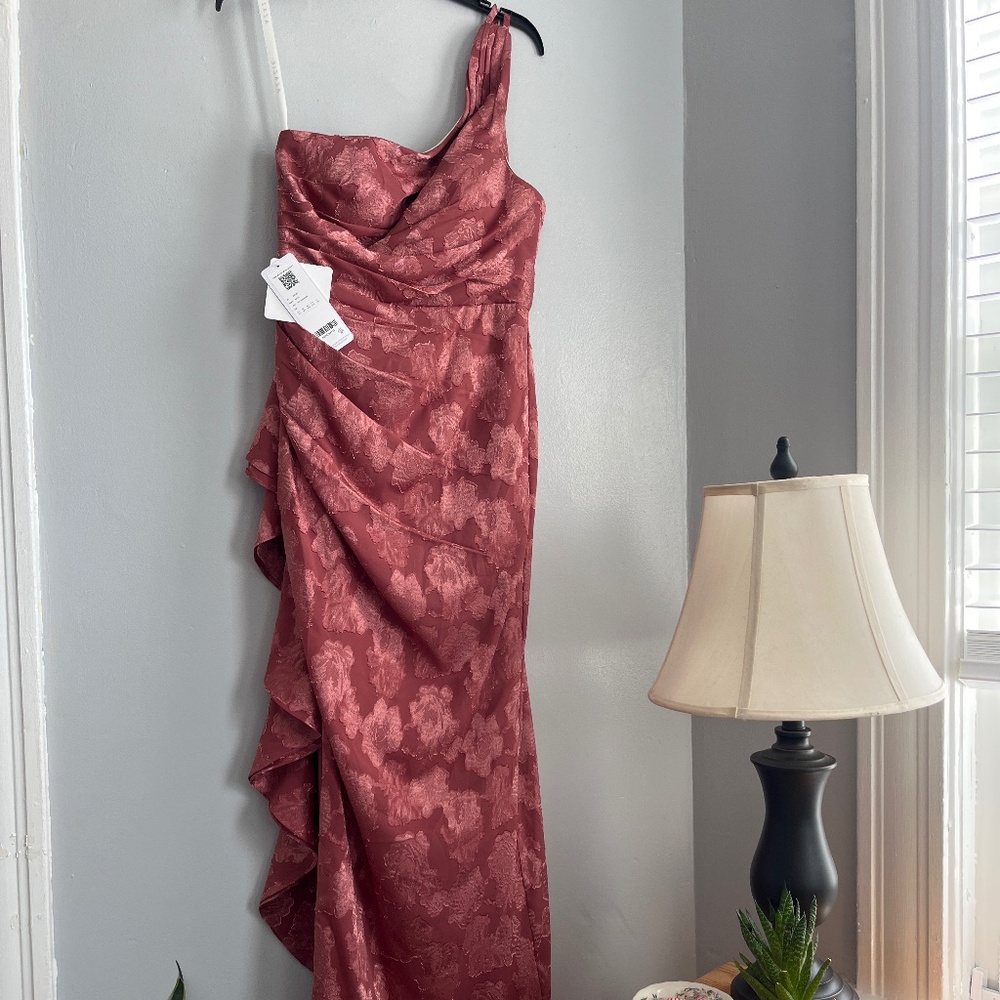Azazie Vintage Gown - Picture 1 of 1